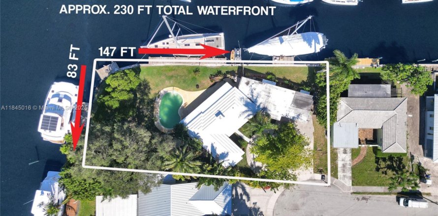 House in Fort Lauderdale, Florida 3 bedrooms, 171.59 sq.m. № 1841163