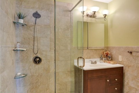 House in Fort Lauderdale, Florida 3 bedrooms, 171.59 sq.m. № 1841163 - photo 24