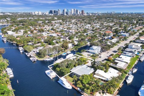 House in Fort Lauderdale, Florida 3 bedrooms, 171.59 sq.m. № 1841163 - photo 11