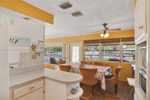 House in Fort Lauderdale, Florida 3 bedrooms, 171.59 sq.m. № 1841163 - photo 21