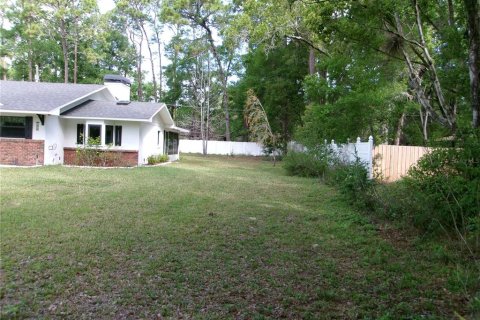 House in Mount Plymouth, Florida 3 bedrooms, 198.81 sq.m. № 1617851 - photo 2