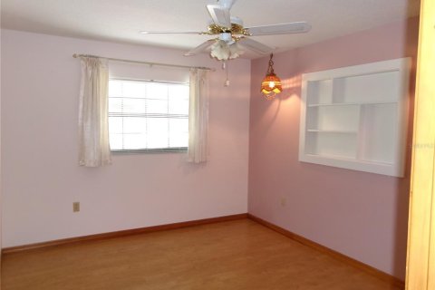 House in Mount Plymouth, Florida 3 bedrooms, 198.81 sq.m. № 1617851 - photo 23