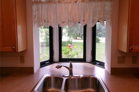 House in Mount Plymouth, Florida 3 bedrooms, 198.81 sq.m. № 1617851 - photo 16