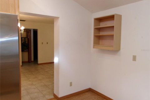 House in Mount Plymouth, Florida 3 bedrooms, 198.81 sq.m. № 1617851 - photo 18