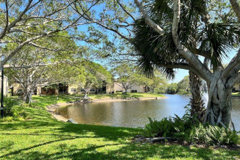 Condo in Deerfield Beach, Florida, 1 bedroom  № 1826059 - photo 9