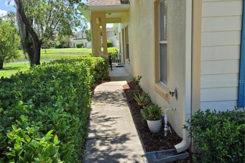 Adosado en alquiler en Tampa, Florida, 3 dormitorios, 155.15 m2 № 1824393 - foto 2