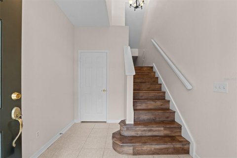 Townhouse in Tampa, Florida 3 bedrooms, 159.23 sq.m. № 1886954 - photo 3