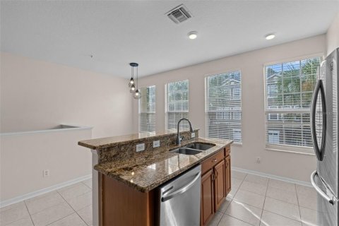 Townhouse in Tampa, Florida 3 bedrooms, 159.23 sq.m. № 1886954 - photo 26