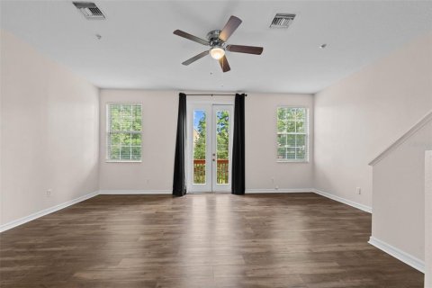 Townhouse in Tampa, Florida 3 bedrooms, 159.23 sq.m. № 1886954 - photo 12