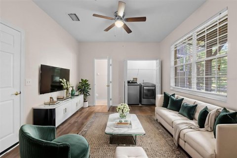 Townhouse in Tampa, Florida 3 bedrooms, 159.23 sq.m. № 1886954 - photo 8