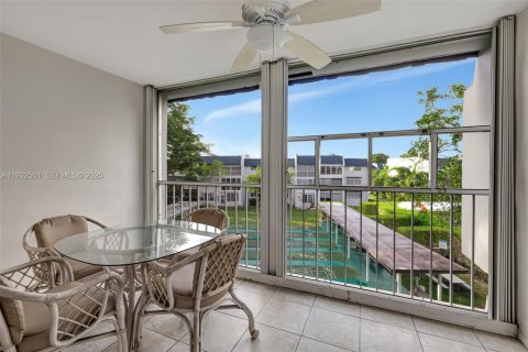 Copropriété à vendre à Margate, Floride: 2 chambres, 86.4 m2 № 2034971 - photo 4