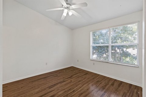 Townhouse in Gainesville, Florida 2 bedrooms, 103.49 sq.m. № 2167024 - photo 14