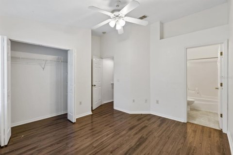 Townhouse in Gainesville, Florida 2 bedrooms, 103.49 sq.m. № 2167024 - photo 13