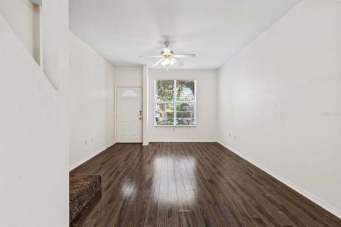 Townhouse in Gainesville, Florida 2 bedrooms, 103.49 sq.m. № 2167024 - photo 10