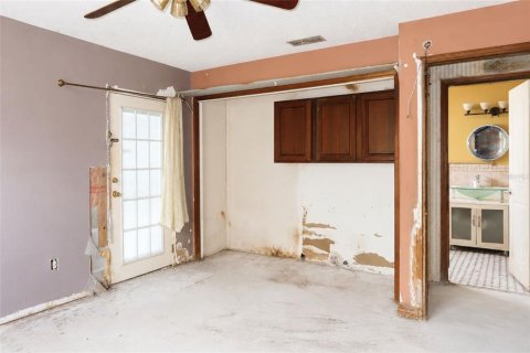 Villa ou maison à vendre à Kissimmee, Floride: 3 chambres, 181.25 m2 № 2266699 - photo 8