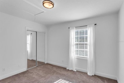 Condo in Tampa, Florida, 2 bedrooms  № 1852628 - photo 23
