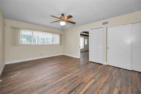 Condo in Clearwater, Florida, 2 bedrooms  № 1720819 - photo 17