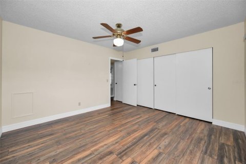 Condo in Clearwater, Florida, 2 bedrooms  № 1720819 - photo 19