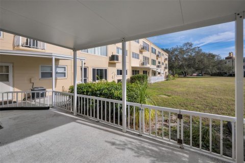 Condo in Clearwater, Florida, 2 bedrooms  № 1720819 - photo 22
