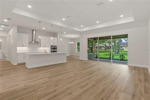 House in Lecanto, Florida 3 bedrooms, 227.52 sq.m. № 2217403 - photo 9