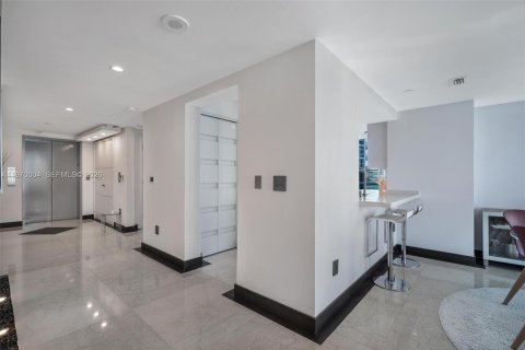 Condominio en venta en Miami, Florida, 2 dormitorios, 142.05 m2 № 2031019 - foto 2