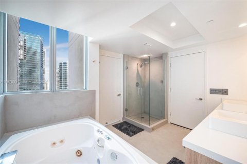 Condominio en venta en Miami, Florida, 2 dormitorios, 142.05 m2 № 2031019 - foto 23