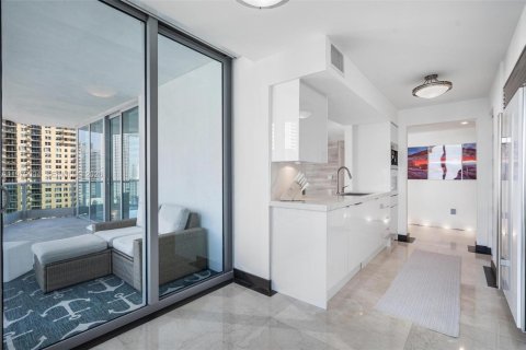 Condominio en venta en Miami, Florida, 2 dormitorios, 142.05 m2 № 2031019 - foto 8