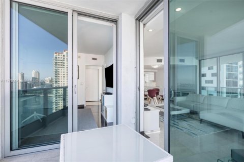 Condominio en venta en Miami, Florida, 2 dormitorios, 142.05 m2 № 2031019 - foto 14