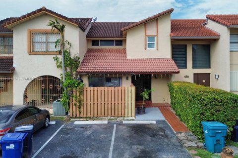 Touwnhouse à Miami, Floride 3 chambres, 163.04 m2 № 1968078