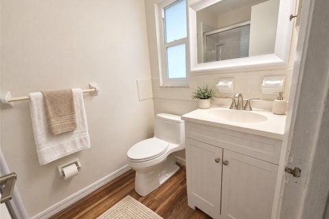 Villa ou maison à vendre à Sarasota, Floride: 3 chambres, 106.19 m2 № 2398958 - photo 16