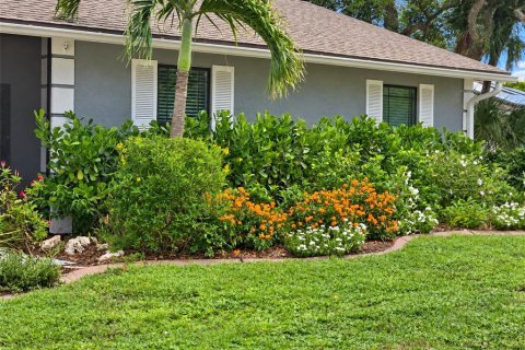 Villa ou maison à vendre à Sarasota, Floride: 3 chambres, 106.19 m2 № 2398958 - photo 2