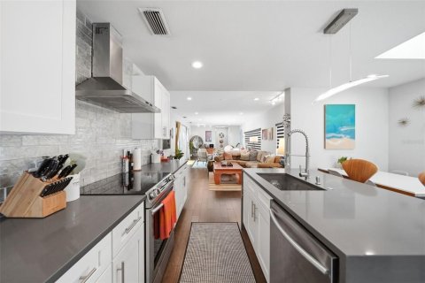 Villa ou maison à vendre à Orlando, Floride: 3 chambres, 171.03 m2 № 2427365 - photo 11