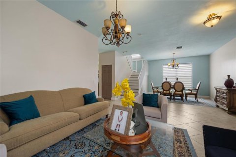 House in Boynton Beach, Florida 4 bedrooms, 221.85 sq.m. № 1838251 - photo 4