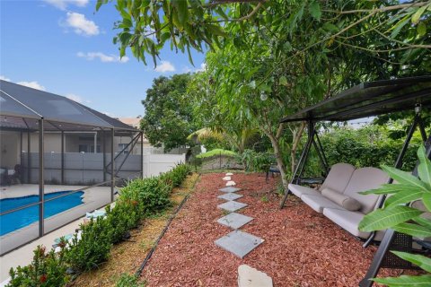 House in Boynton Beach, Florida 4 bedrooms, 221.85 sq.m. № 1838251 - photo 19