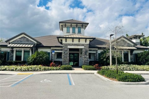 Touwnhouse à louer à Lake Worth, Floride: 3 chambres, 169.64 m2 № 1999283 - photo 2