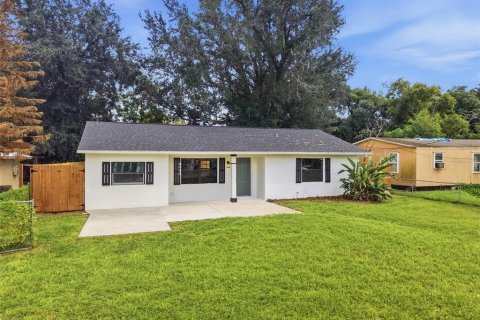 Casa en venta en Lakeland, Florida, 3 dormitorios, 128.21 m2 № 2385894 - foto 2