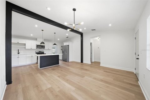 Casa en venta en Lakeland, Florida, 3 dormitorios, 128.21 m2 № 2385894 - foto 16
