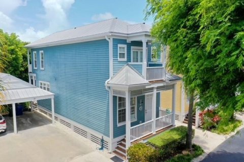 Купить виллу или дом в Исламорада, Вилладж оф Айлендс, Флорида 1 комната, 127.83м2, № 2153006 - фото 2