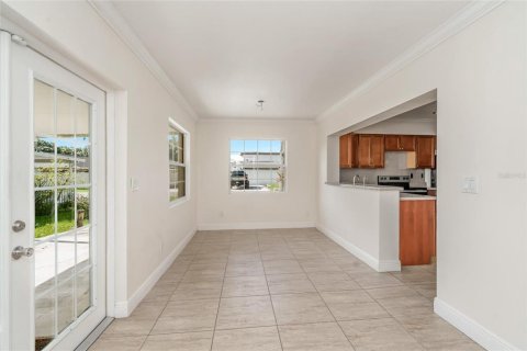 Villa ou maison à vendre à Tampa, Floride: 2 chambres, 101.82 m2 № 2351868 - photo 6