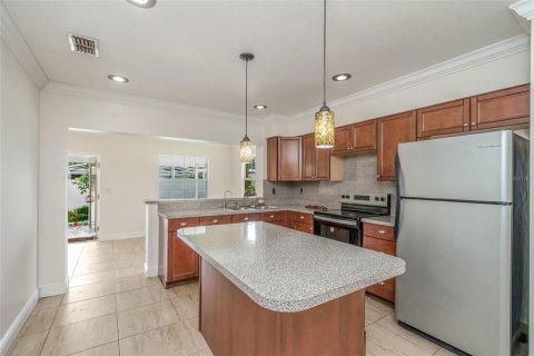 Villa ou maison à vendre à Tampa, Floride: 2 chambres, 101.82 m2 № 2351868 - photo 4