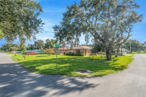 Villa ou maison à vendre à Tampa, Floride: 2 chambres, 101.82 m2 № 2351868 - photo 16