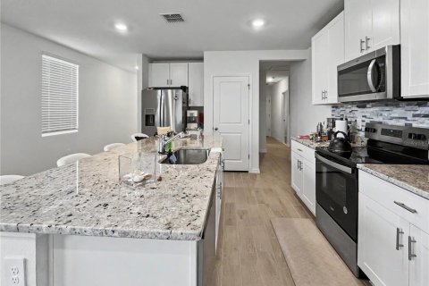 House in Nokomis, Florida 4 bedrooms, 156.73 sq.m. № 2204655 - photo 4