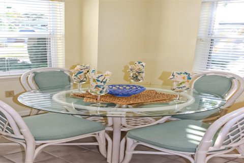 Copropriété à louer à Sarasota, Floride: 2 chambres, 104.98 m2 № 2298794 - photo 8