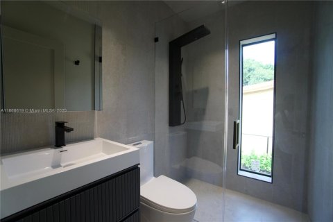 Villa ou maison à vendre à Miami, Floride: 3 chambres, 151.24 m2 № 1895582 - photo 10