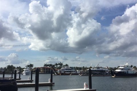 Condominio en venta en Fort Lauderdale, Florida, 1 dormitorio, 60.11 m2 № 1961674 - foto 4
