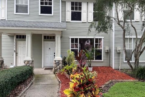 Adosado en venta en Largo, Florida, 2 dormitorios, 105.26 m2 № 1908621 - foto 1