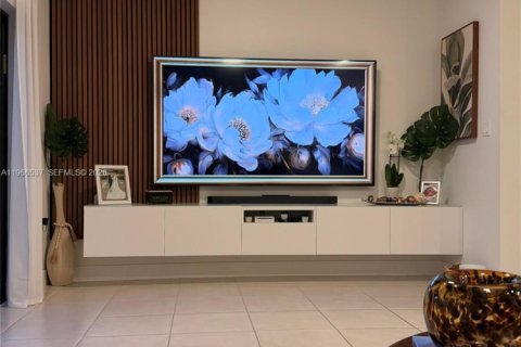 Copropriété à vendre à Doral, Floride: 3 chambres, 132.39 m2 № 2028696 - photo 10