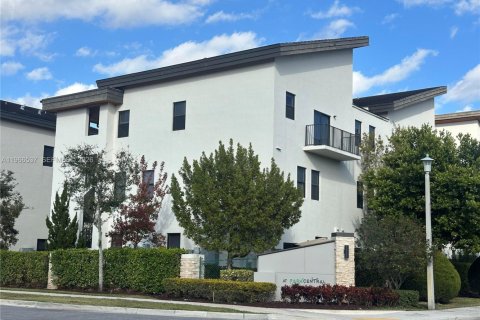 Copropriété à vendre à Doral, Floride: 3 chambres, 132.39 m2 № 2028696 - photo 14