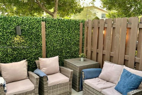 Copropriété à vendre à Doral, Floride: 3 chambres, 132.39 m2 № 2028696 - photo 6