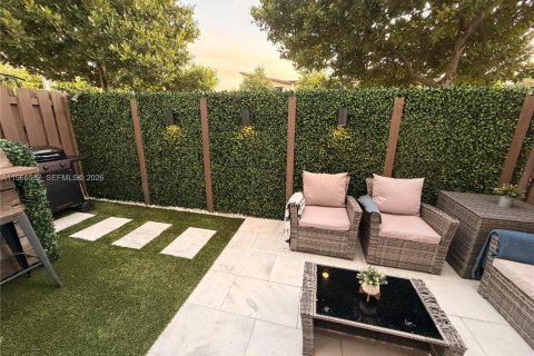 Condo à Doral, Floride, 3 chambres № 2028696